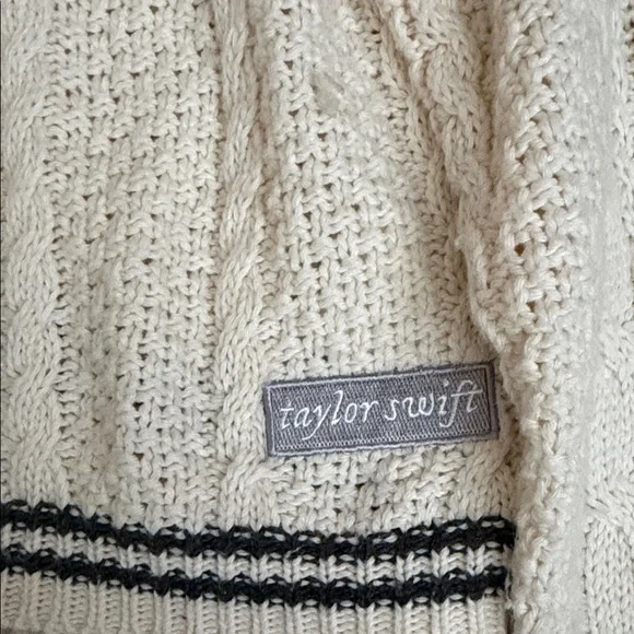 Taylor Swift Folklore Cardigan - Picture 3 of 4
